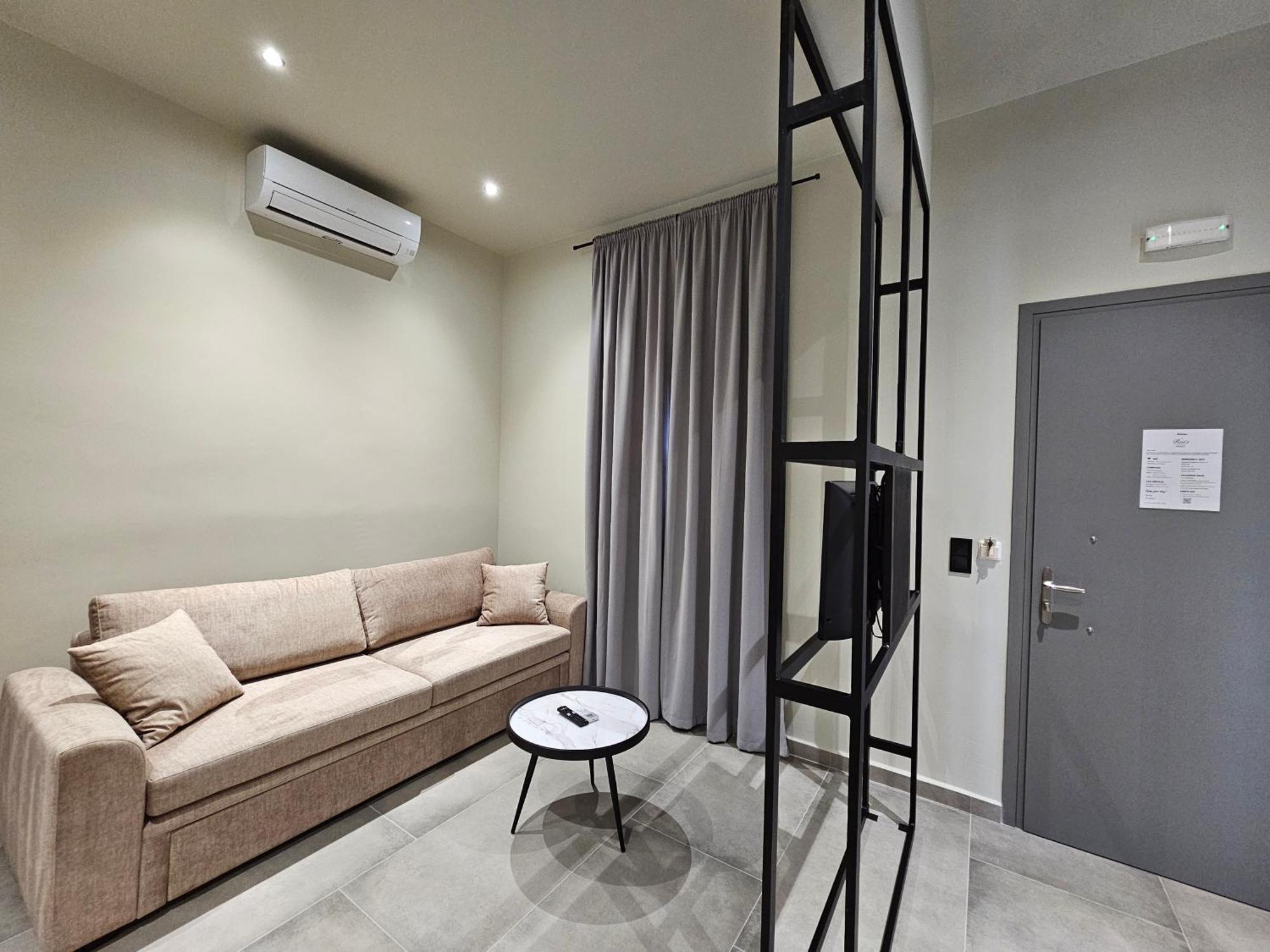 Rea'S Luxury Apartments 斯陶帕 外观 照片