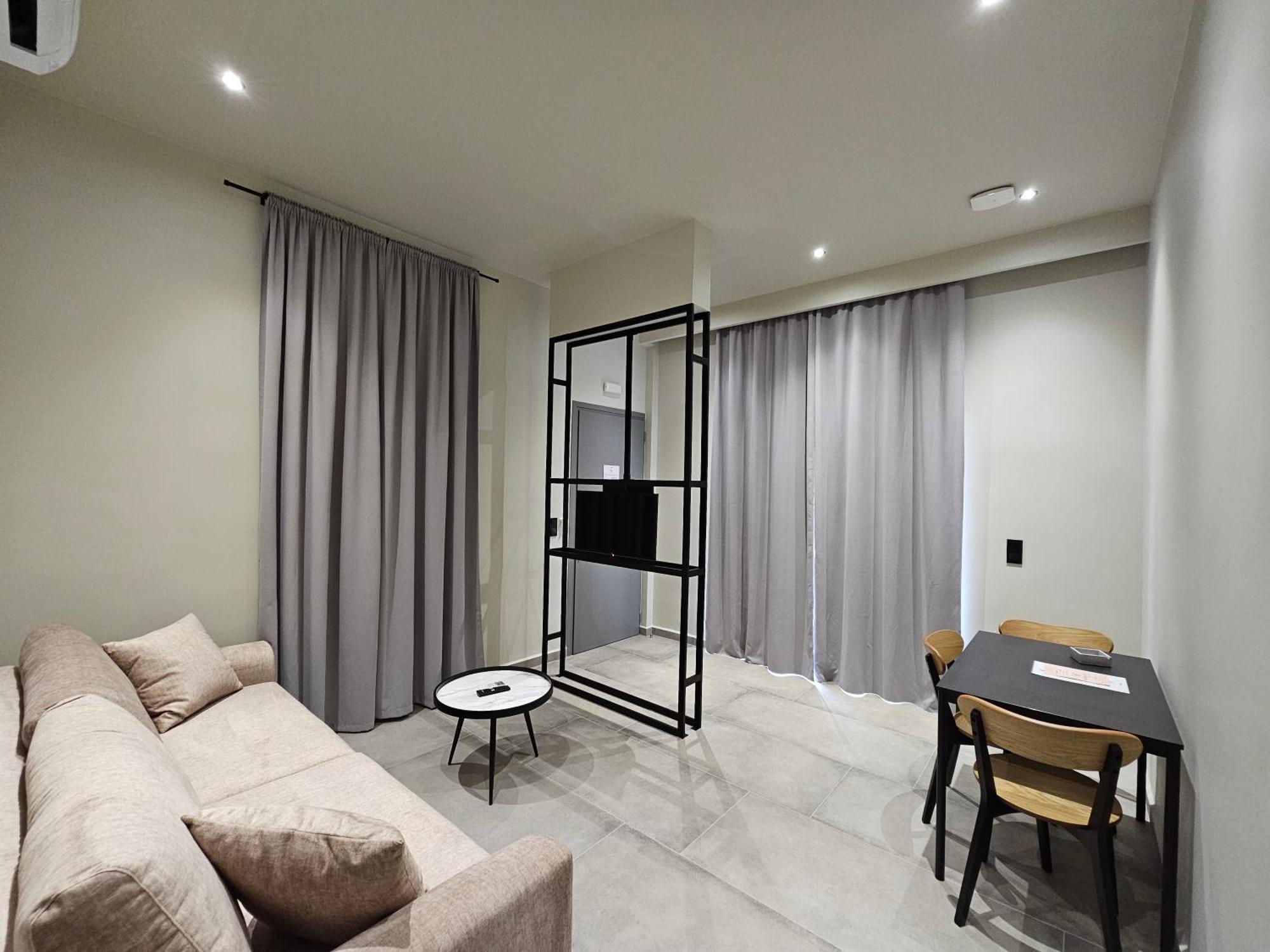 Rea'S Luxury Apartments 斯陶帕 外观 照片